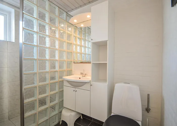 Osterende 度假居 Bredebro